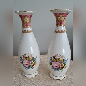 ROYAL ALBERT "Lady Carlyle" 7inch vases
